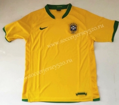 Retro version 2006 Season Brazil Home Yellow Tailand Soccer Jersey AAA-912