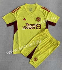 2023-2024 Manchester United Goalkeeper Yellow Soccer Uniform-AY