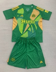 2024-2025 Newcastle United Goalkeeper Fruit Green Soccer Uniform-AY