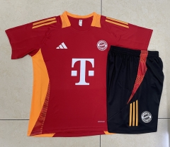 2024-2025 Bayern München Red Short-sleeved Thailand Soccer Tracksuit-815