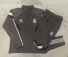 2024-2025 Retro Version Real Madrid Gray Thailand Soccer Tracksuit-815