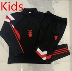 2024-2025 Manchester United Black Kids/Youth Soccer Tracksuit-815